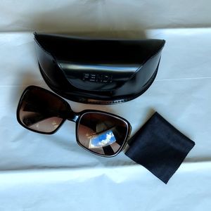 Fendi FS461 Signature Monogram Sunglasses